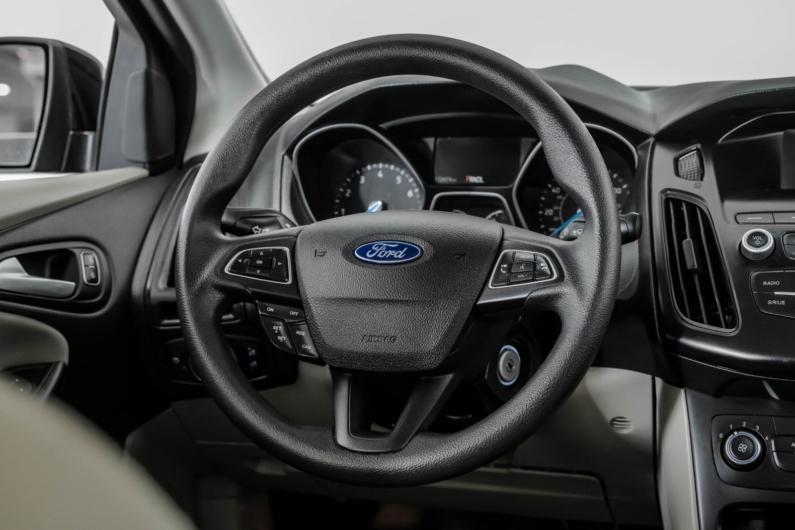 2018 Ford Focus SE AUTOMATIC REAR CAMERA BLUETOOTH CRUISE CONTROL  21