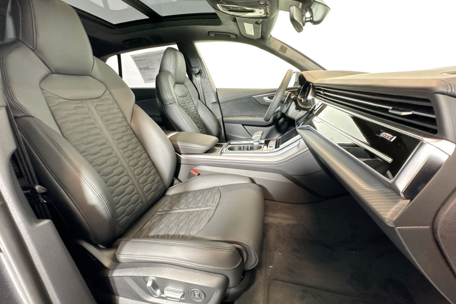 New 2026 Daytona Gray Pearl Effect Audi performance quattro image 25