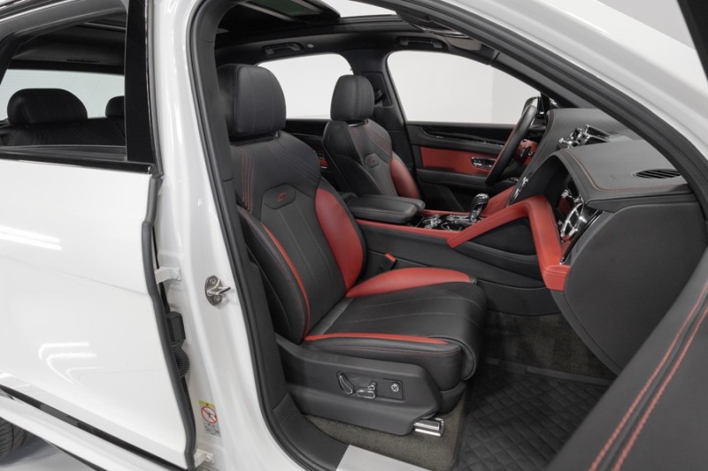 2022 Bentley Bentayga Bentayga S ($242,125 MSRP) *ONLY 13,000 MILES* *FULL PPF* in , 