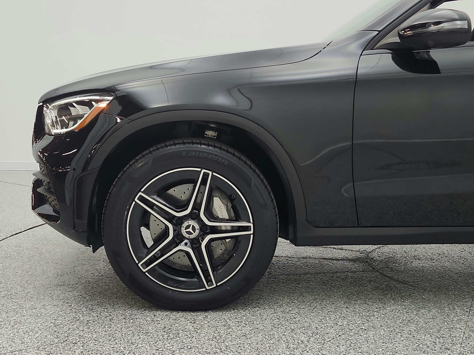 Used 2022 Black Mercedes-Benz GLC 300 SUV image 38