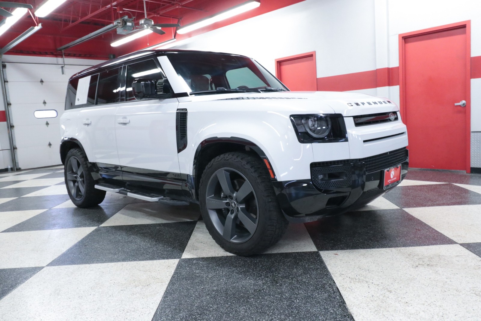 Used Car 2023 Land Rover Defender  V8 For Sale Under $80,000 In Austin, Texas