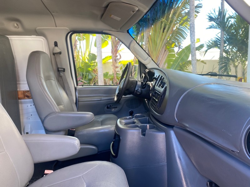 2003 Ford Econoline Cargo Van E 250 SUPER CARGO LOW MILES 67,419 in , 