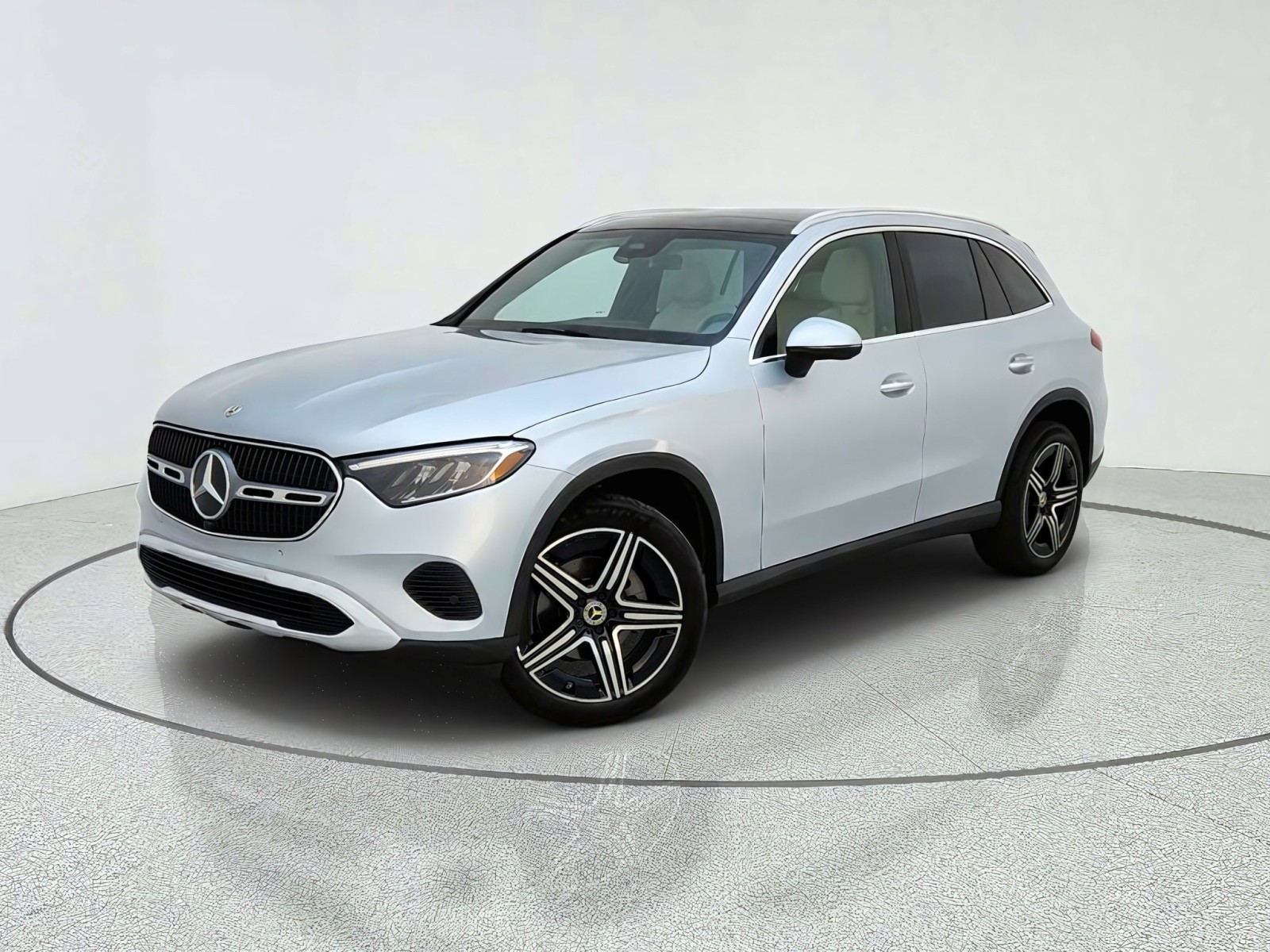 2026 Mercedes-Benz GLC
