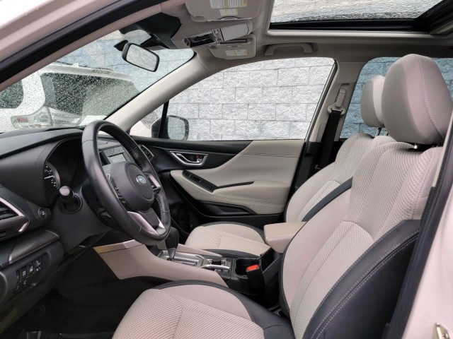 2022 Subaru Forester Premium CVT 9