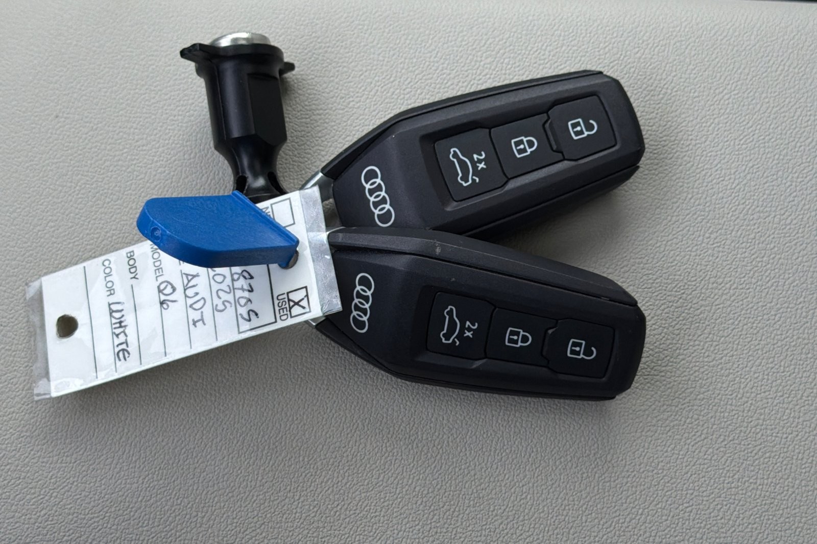 Certified Used 2025 Glacier White Metallic Audi Premium Plus quattro image 25