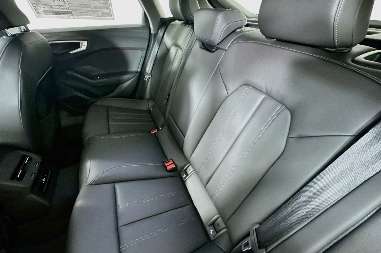 New 2026 Arkona White Audi Premium image 7