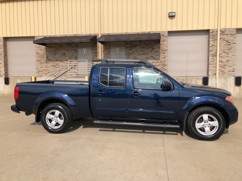 2008 Nissan Frontier LE in CHESTERFIELD, Missouri
