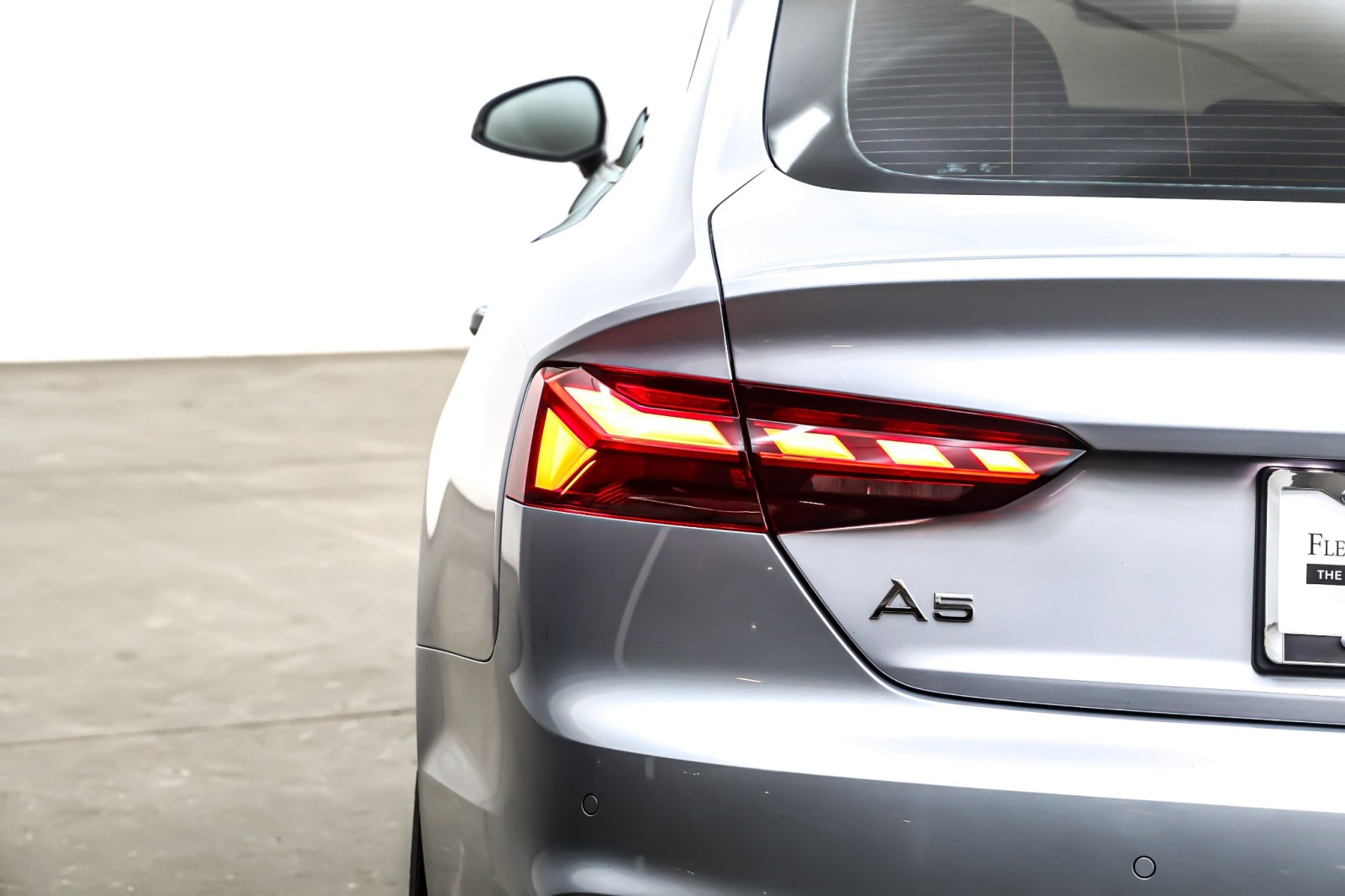 Used 2023 Florett Silver Metallic Audi Premium 40 TFSI quattro image 15