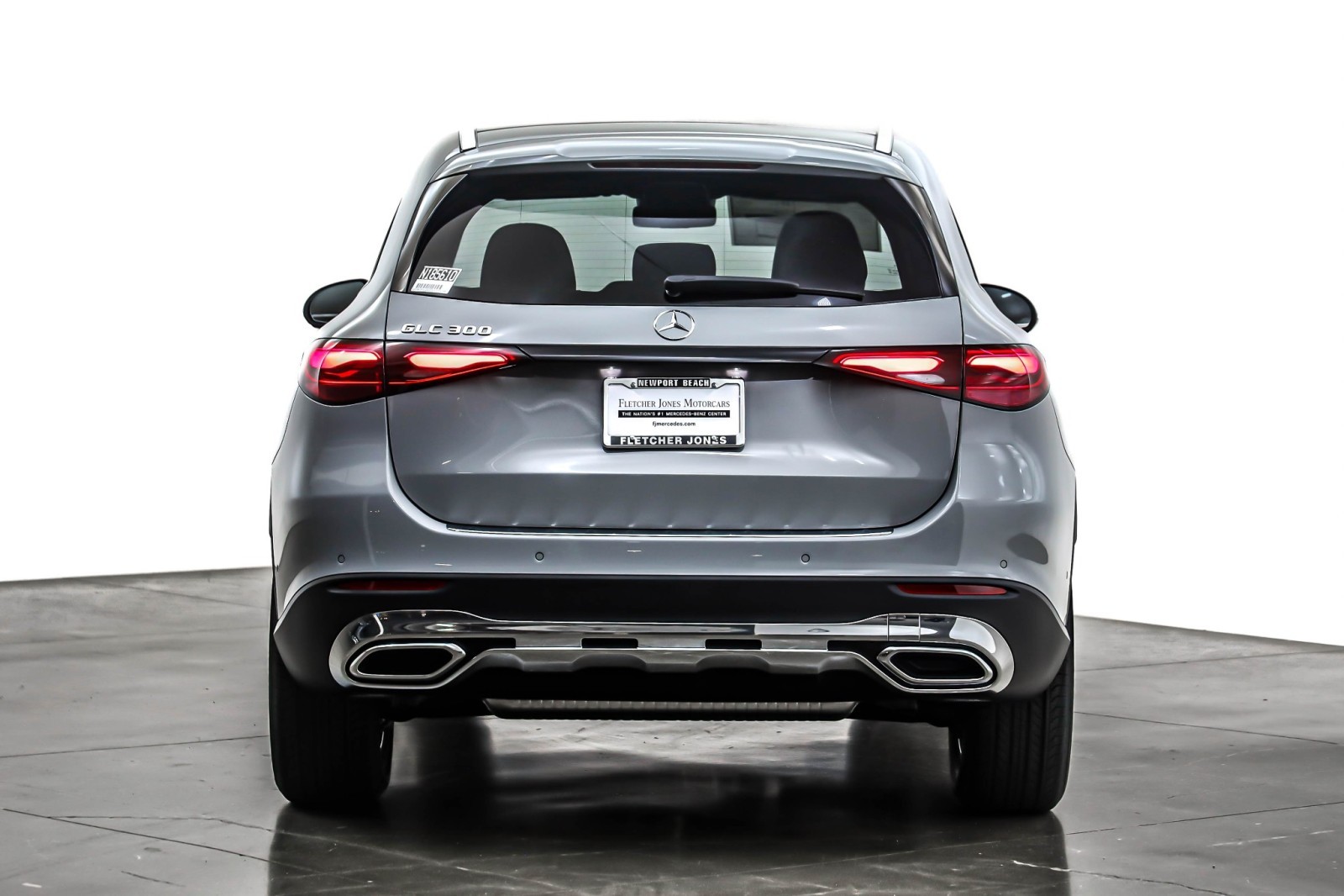 New 2026 MANUFAKTUR Alpine Grey Mercedes-Benz GLC 300 image 3