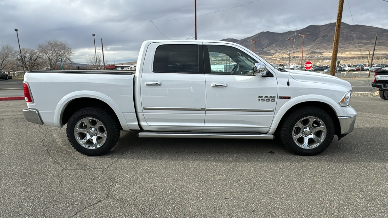 2017 Ram 1500 Laramie 2