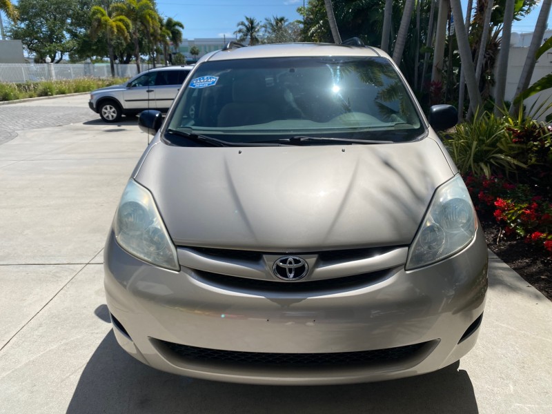 2006 Toyota Sienna VAN LE LOW MILES 78,653 in , 