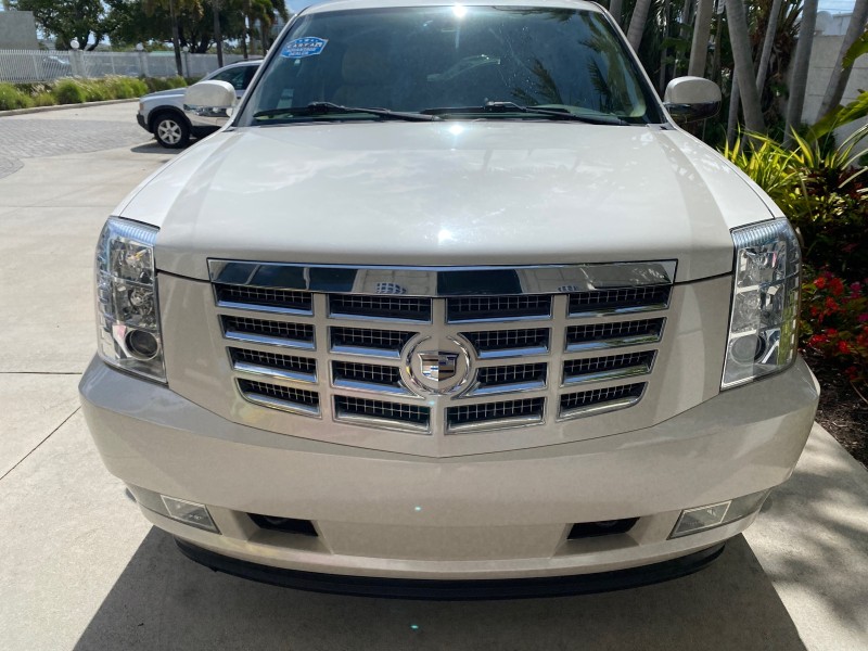 2010 Cadillac Escalade SUNROOF NAV Premium LOW MILES 66,933 in ,