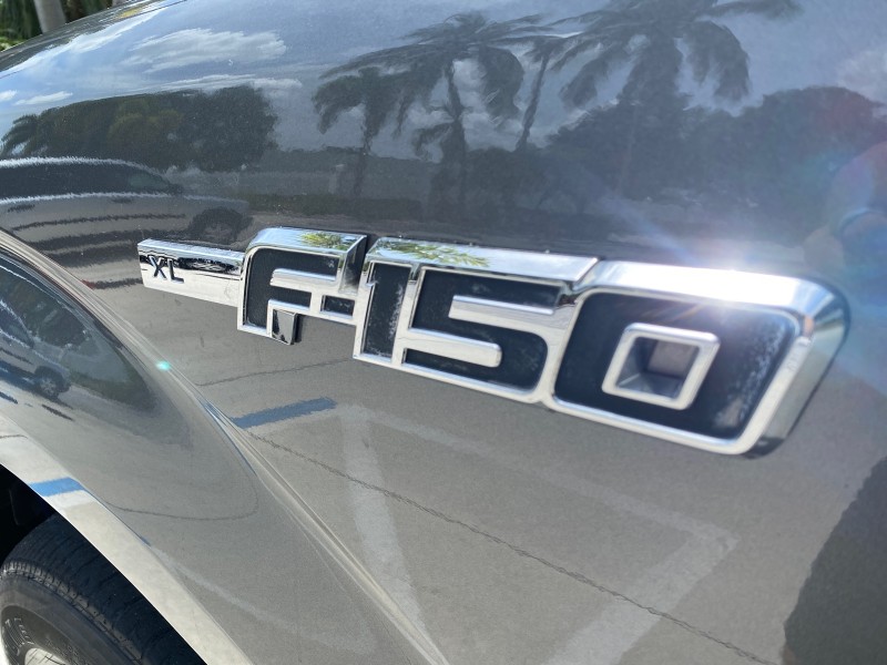 2010 Ford F-150 4 DR CREW XL LOW MILES 34,625 in , 