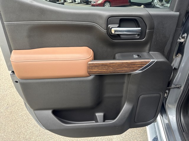 ChevroletSilverado 150035