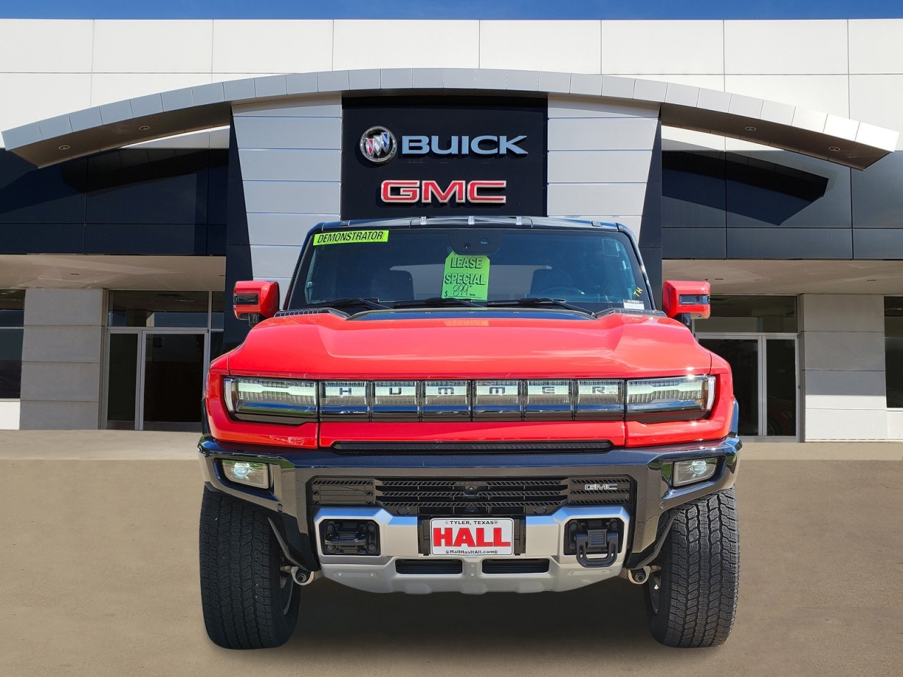 View vehicle photo 2