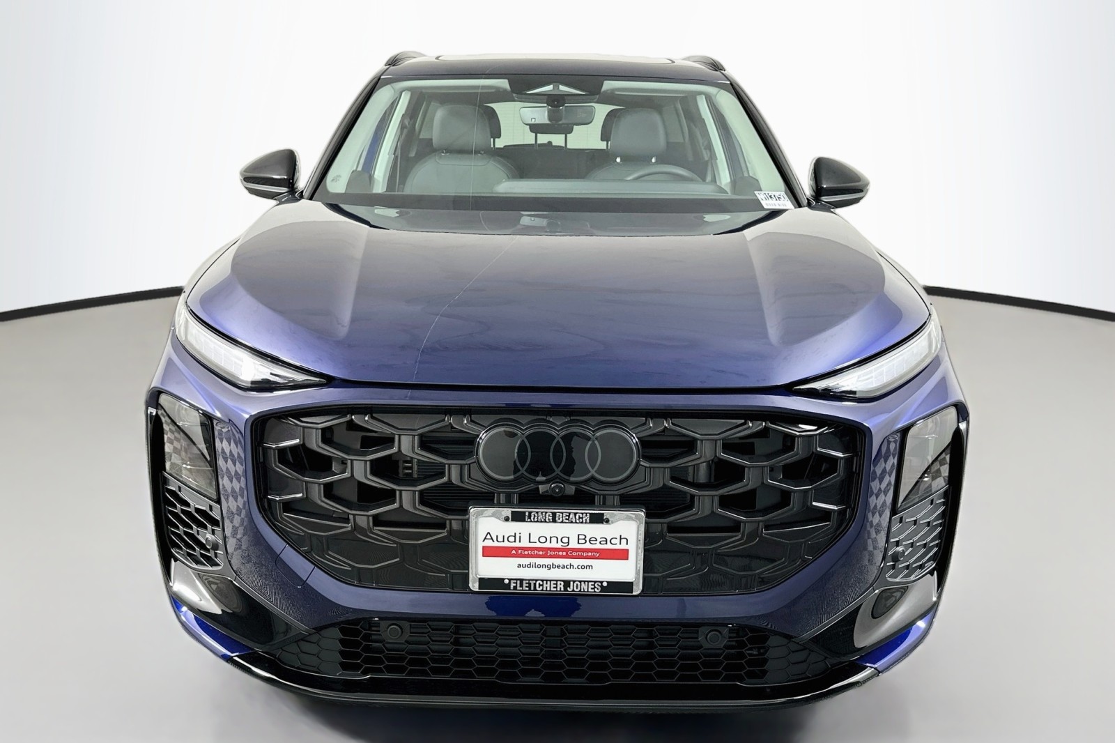 New 2026 Navarra Blue Metallic Audi S line image 2