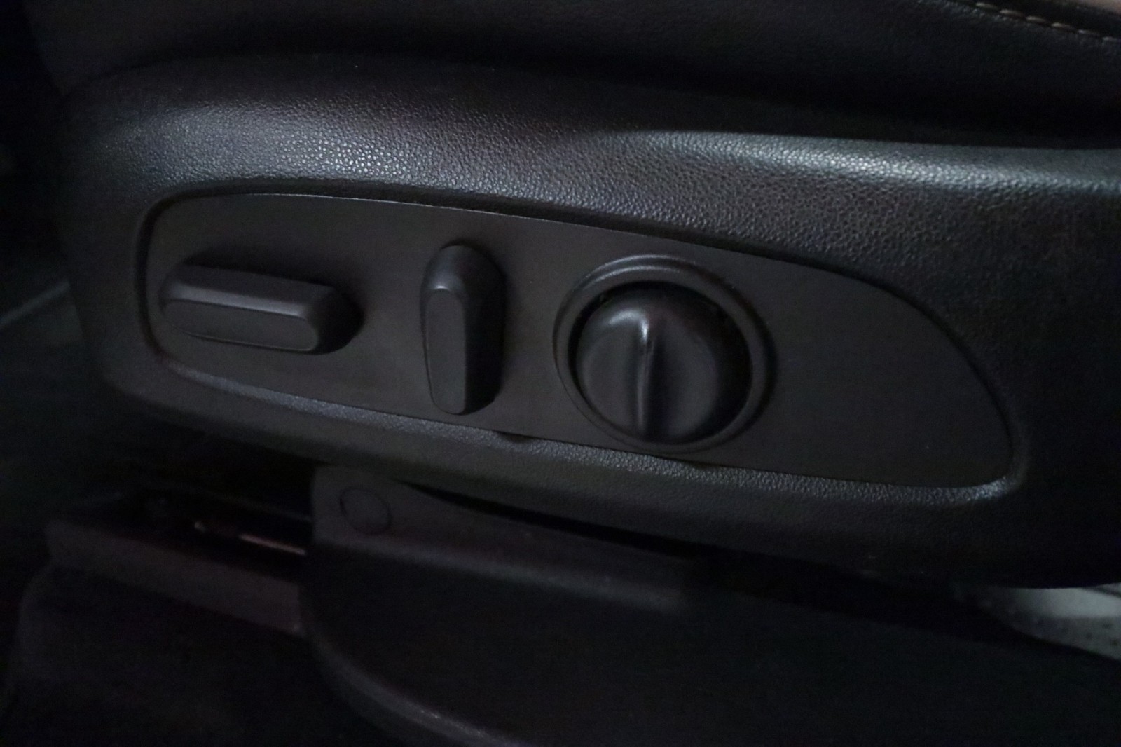 Used Car 2023 Chevrolet Traverse  Premier For Sale Under $30,000 In Austin, Texas