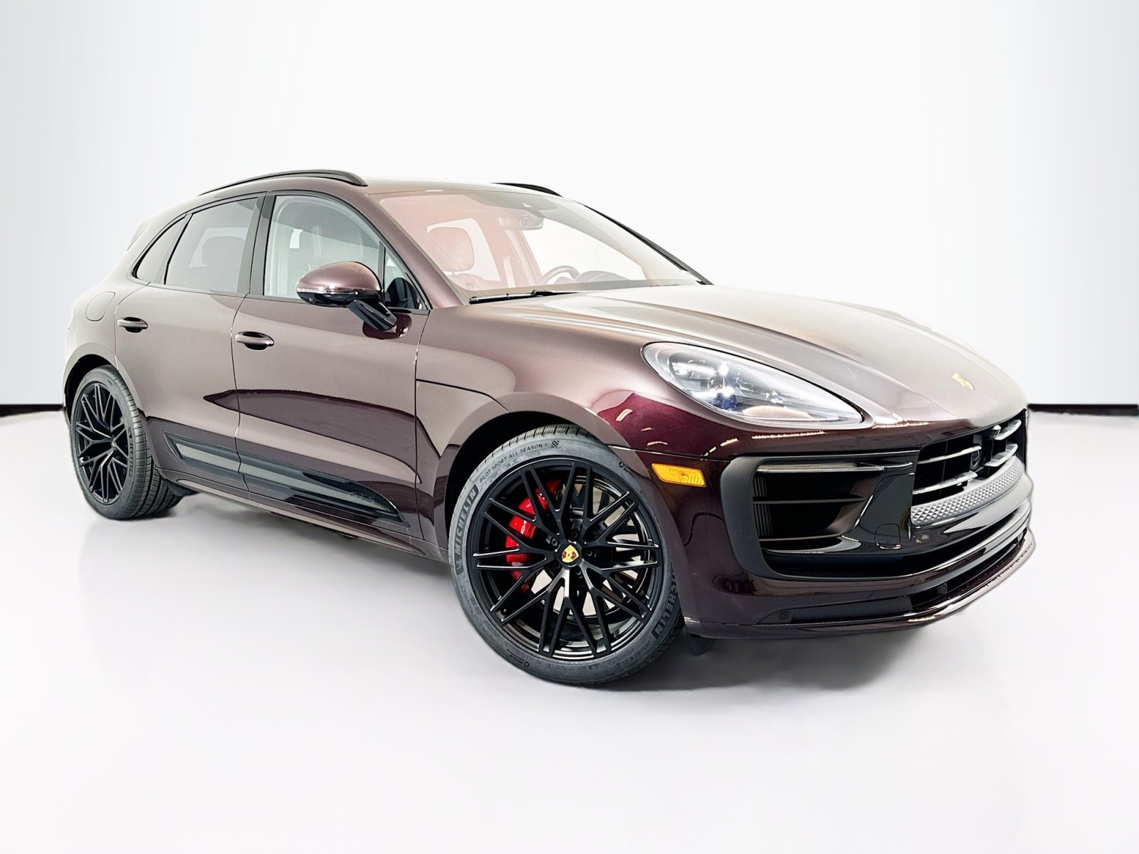 2024 Porsche Macan GTS 3