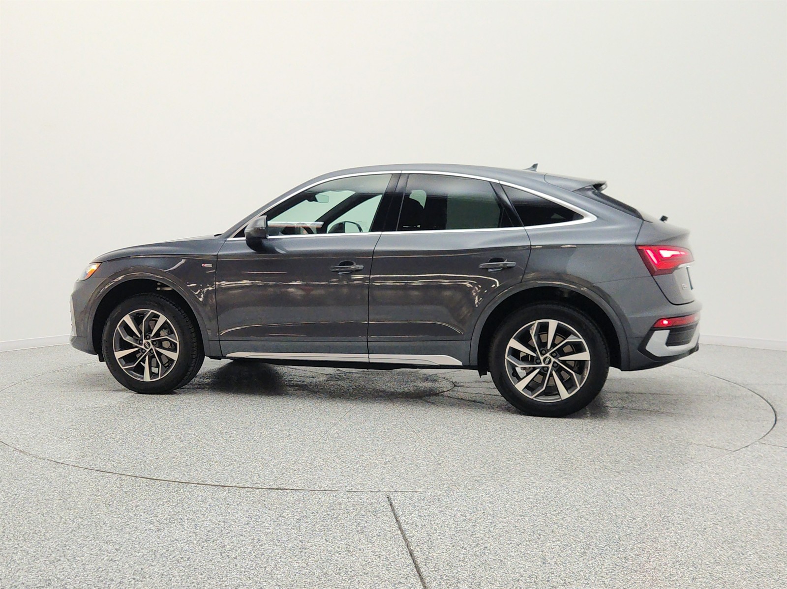 Used 2023 Daytona Gray Pearl Effect Audi S line Premium Plus 45 TFSI quattro image 8