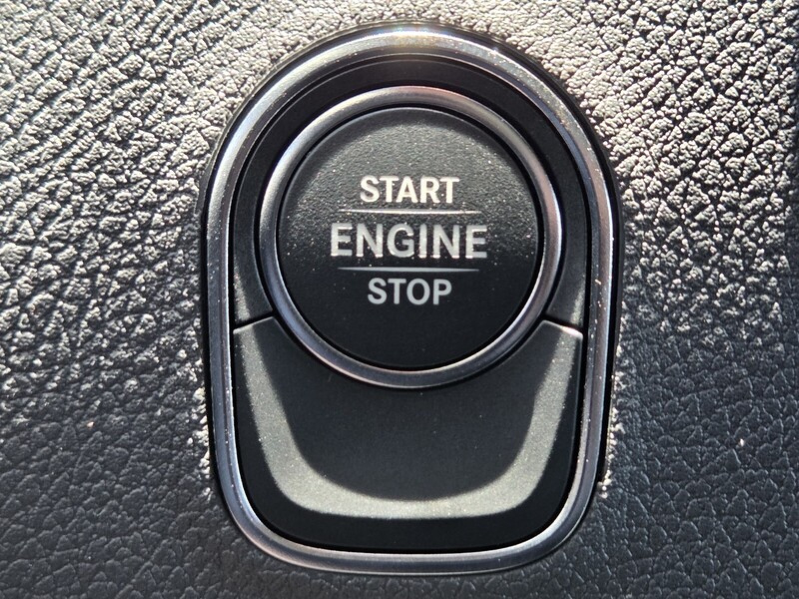 New 2026 ARCTIC WHITE Mercedes-Benz  image 31