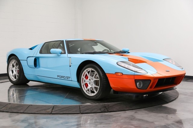 2006 Ford GT  8