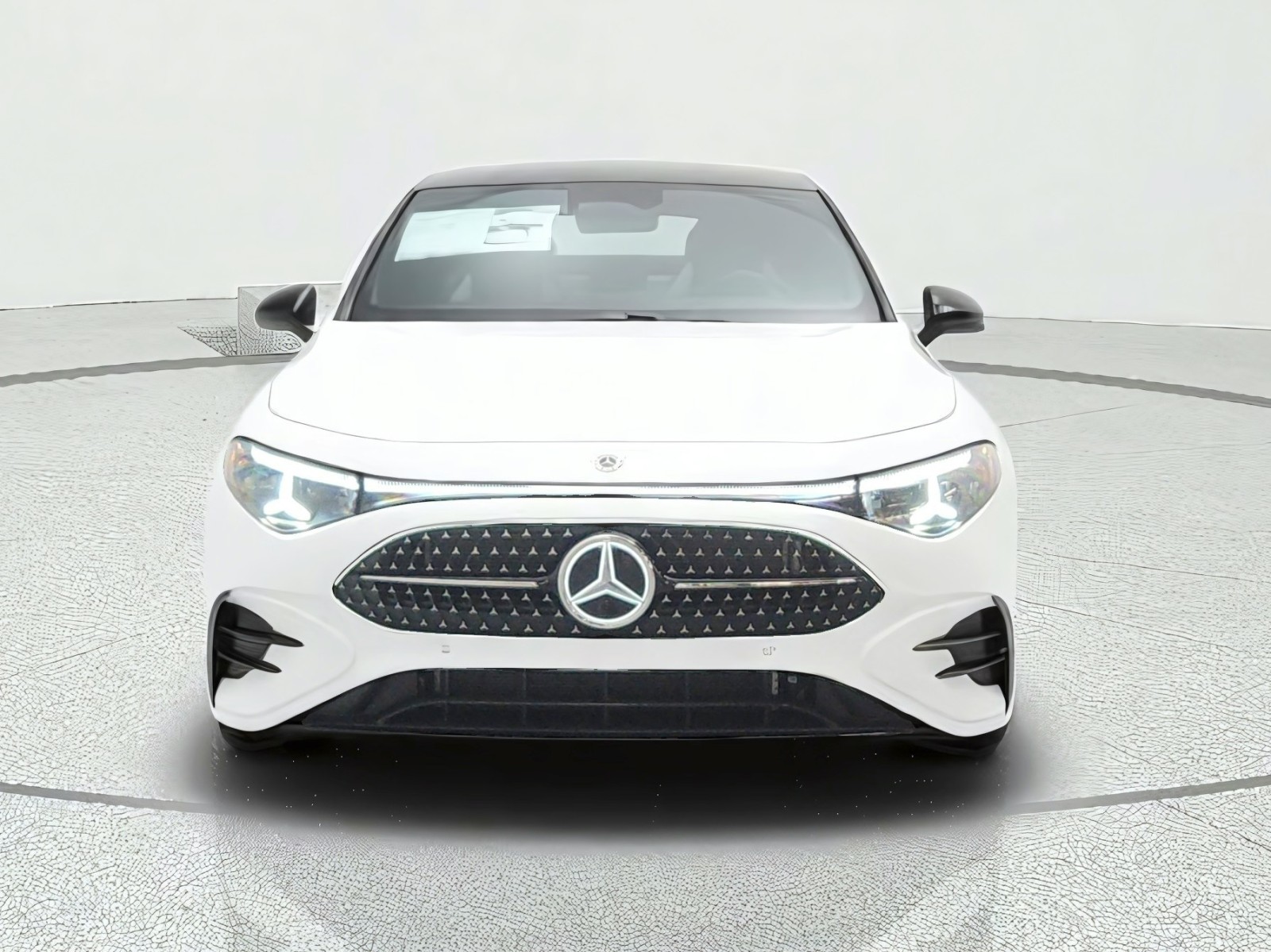 New 2027 Polar White Mercedes-Benz CLA 220 Hybrid FWD image 2