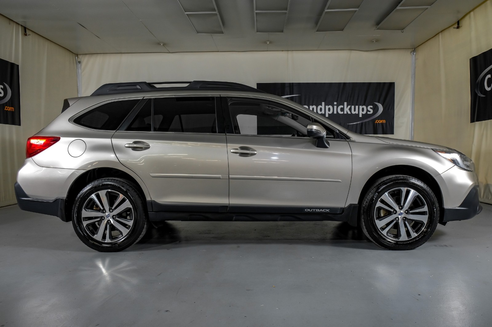 2018 Subaru Outback Limited 5