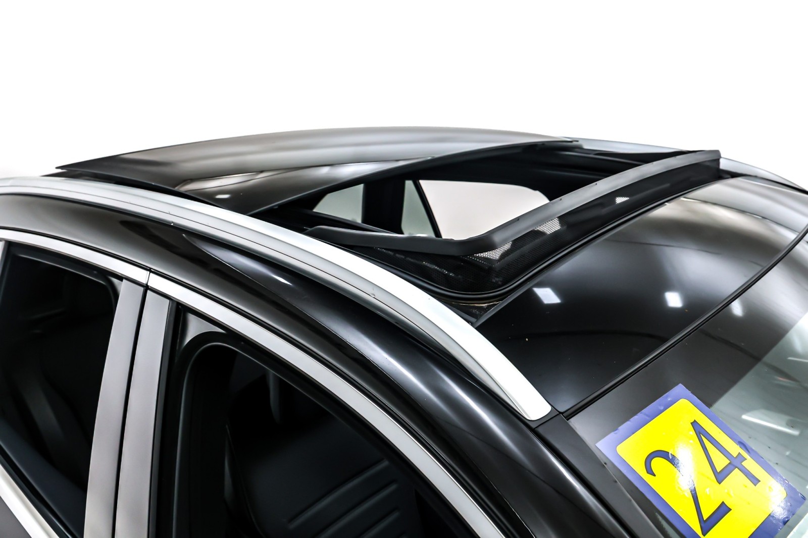 Used 2024 Obsidian Black Metallic Mercedes-Benz GLC 300 4MATIC® SUV image 22