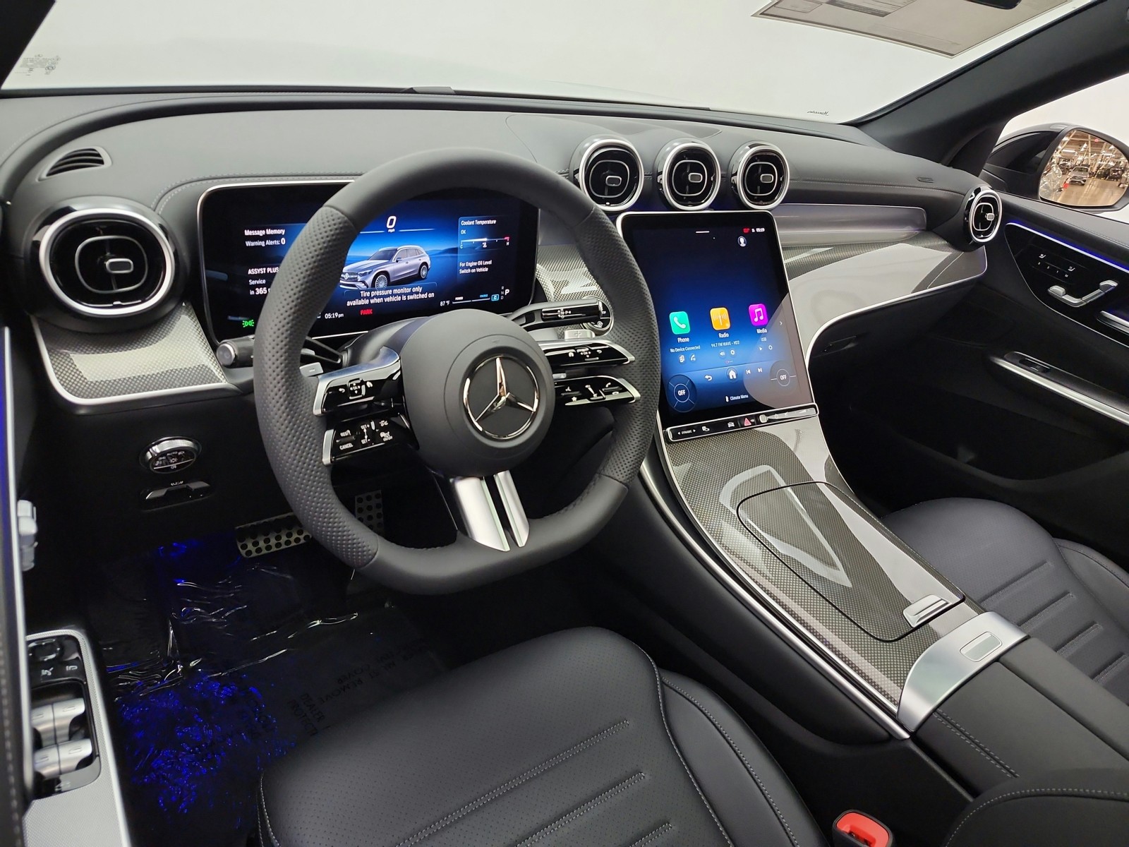 New 2027 MANUFAKTUR Alpine Grey Mercedes-Benz GLC 300 SUV image 9