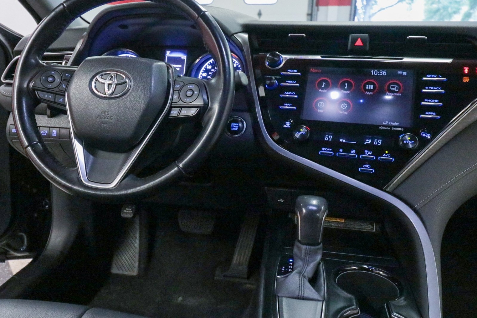 Used Car 2020 Toyota Camry  Se For Sale Under $25,000 In Austin, Texas