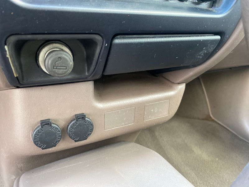2002 Toyota Tacoma 1 OWNER AUTO AC 4 CYL in , 