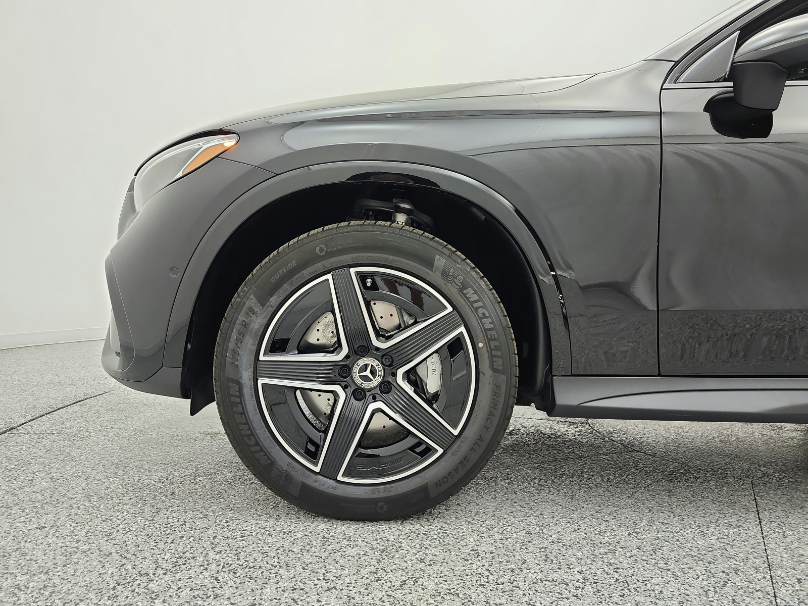 New 2027 Black Mercedes-Benz GLC 300 SUV image 13