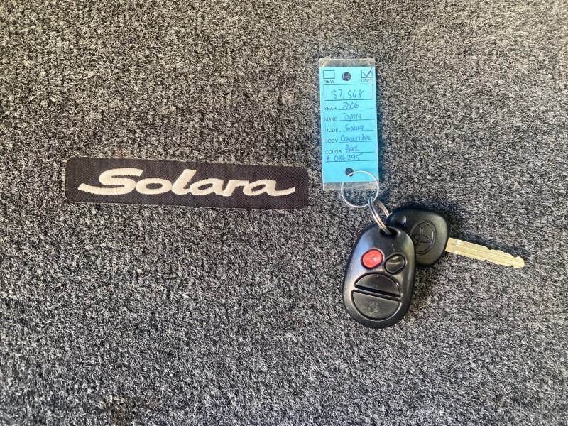 2006 Toyota Camry Solara SE V6 CONV LOW MILES 57,572 in ,