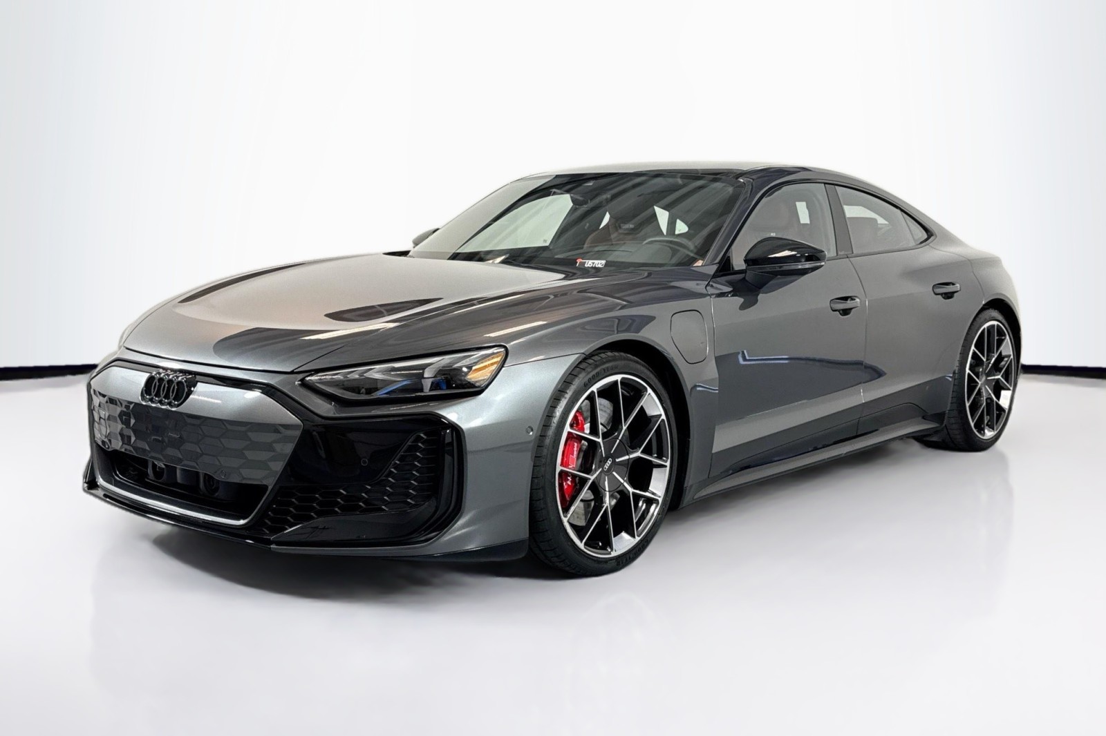 2025 Audi RS e-tron GT Performance