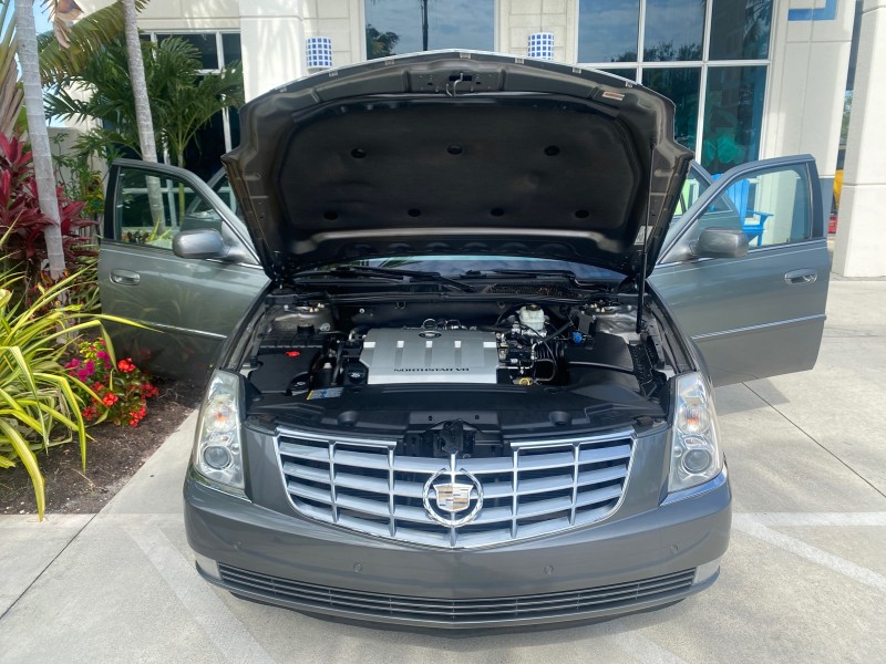 2008 Cadillac DTS LOW MILES 41,600 w/1SC in , 
