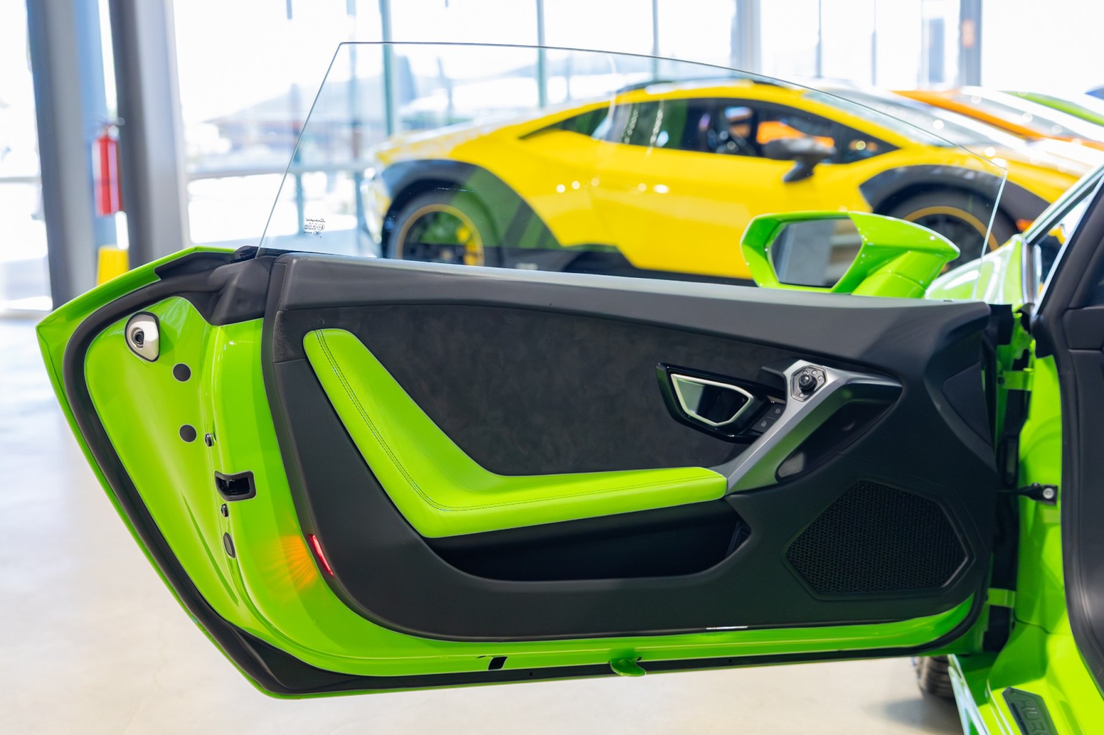 Used Car 2015 Lamborghini Huracan  Lp610-4 For Sale Under $250,000 In Boerne, Texas