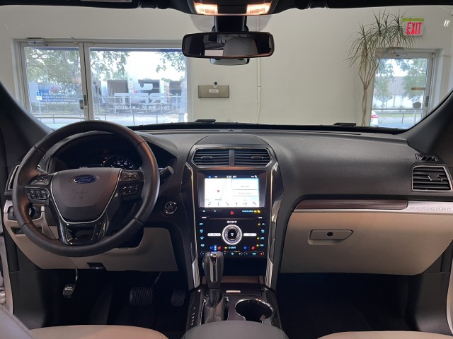 2019 Ford Explorer Limited 30