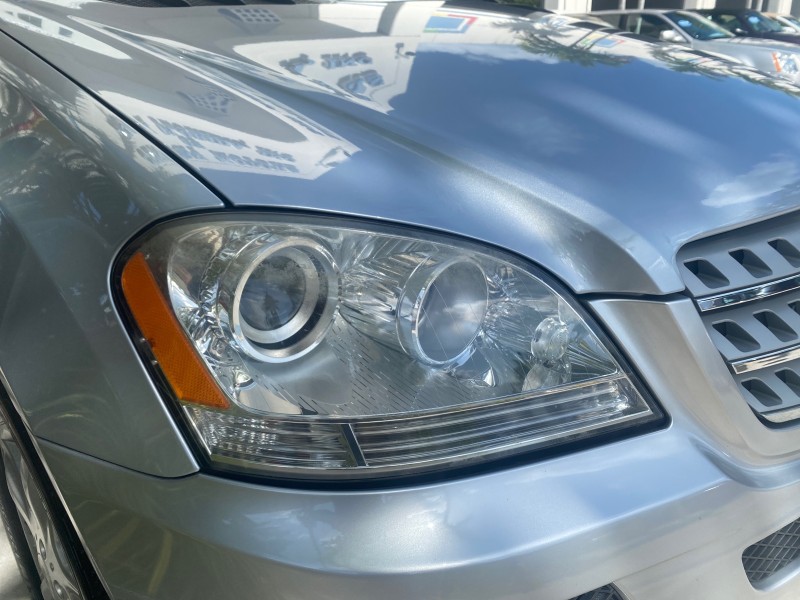 2008 Mercedes-Benz M-Class 3.5L 1 OWNER LOW MILES 48,493 in , 