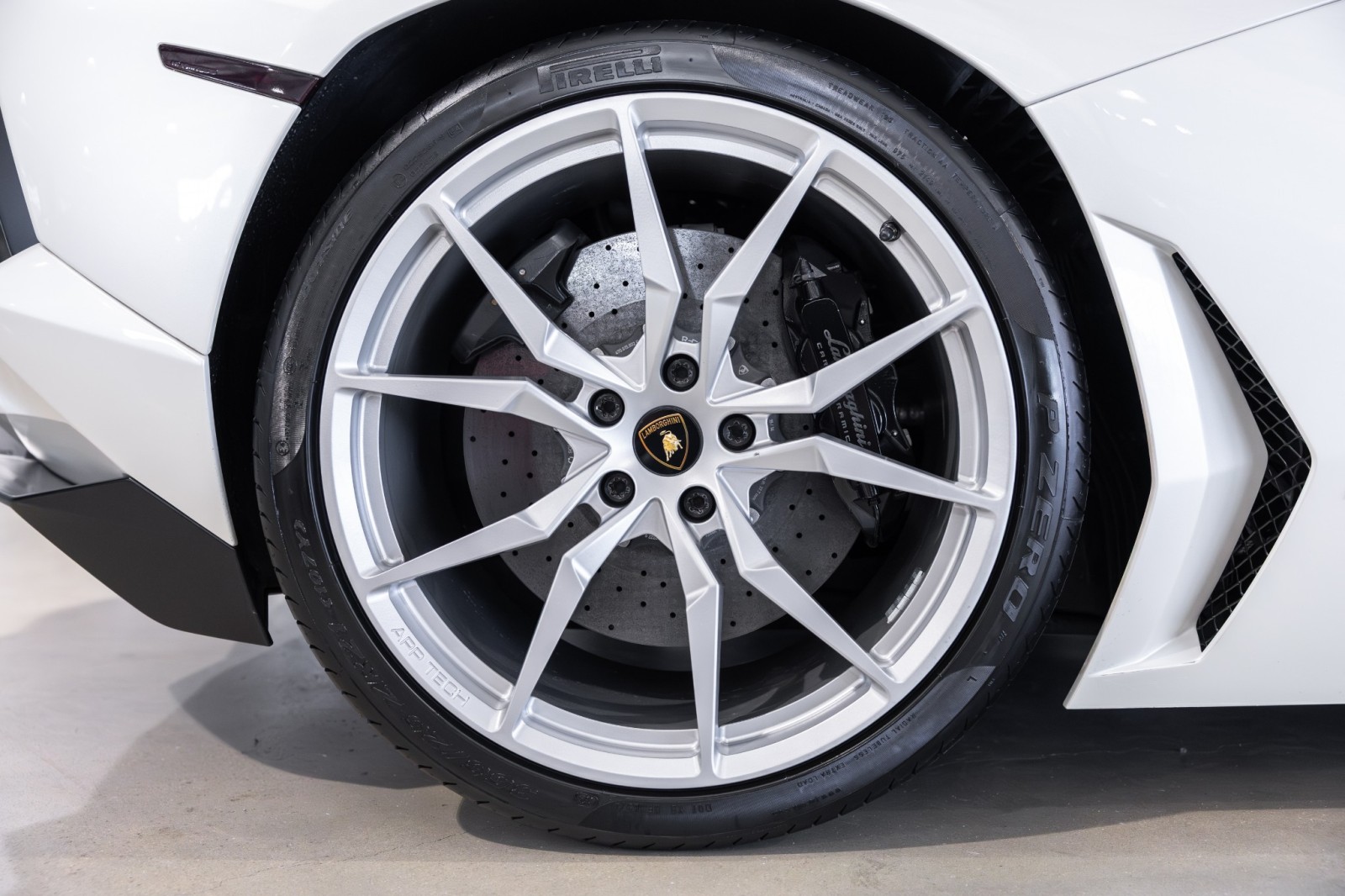 Used Car 2015 Lamborghini Aventador  For Sale Under $340,000 In Boerne, Texas