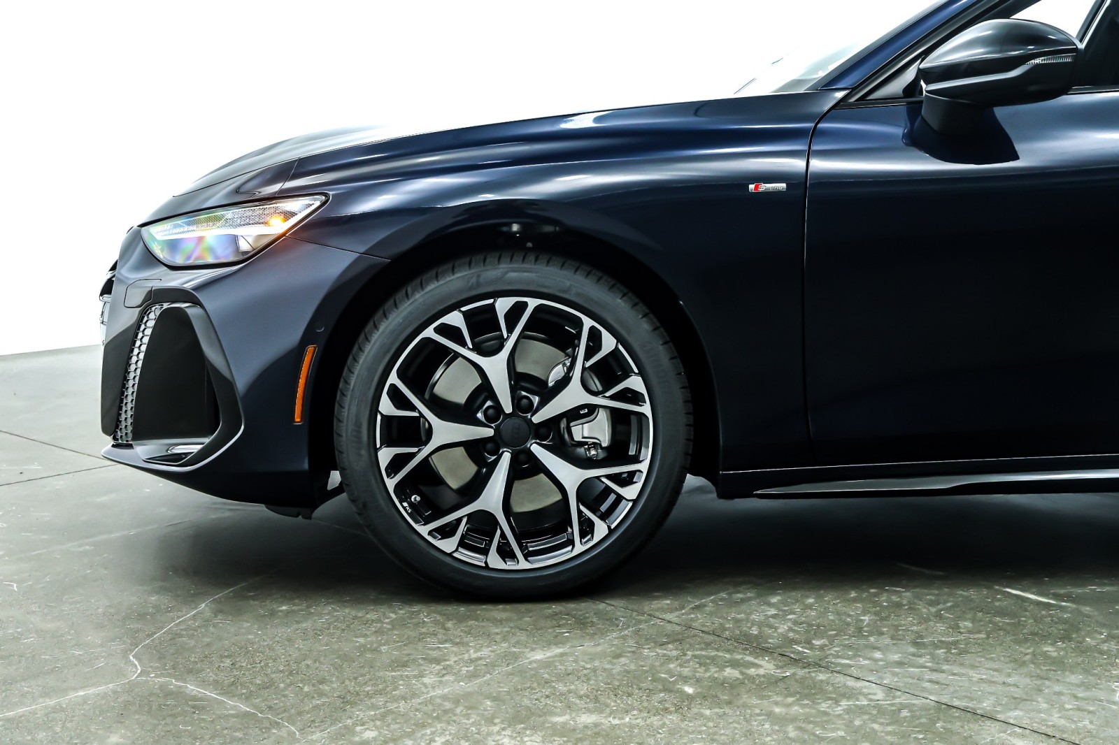 New 2026 Firmament Blue Metallic Audi Premium Plus quattro image 10