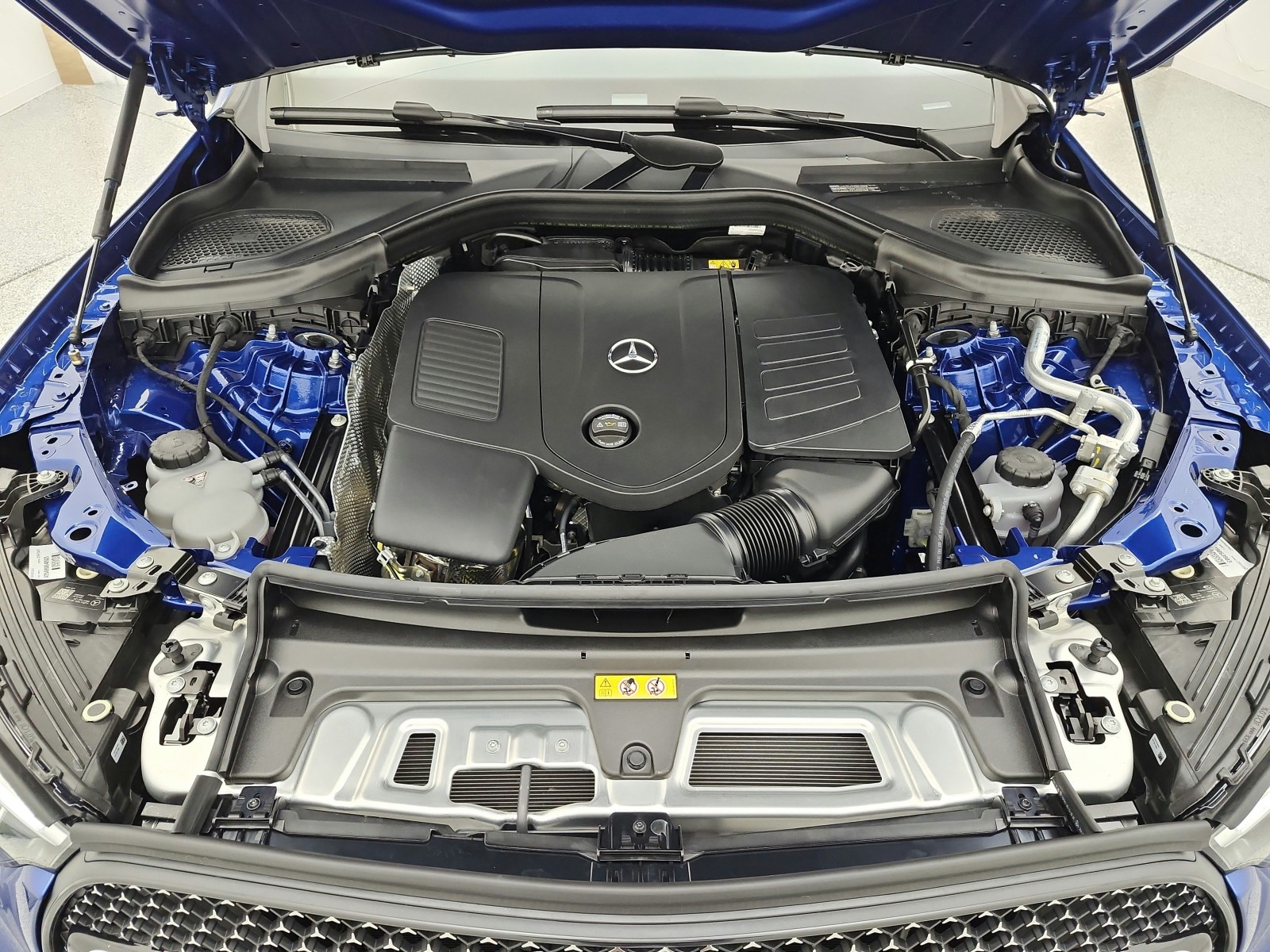 New 2026 Starling Blue Metallic Mercedes-Benz GLC 300 image 12