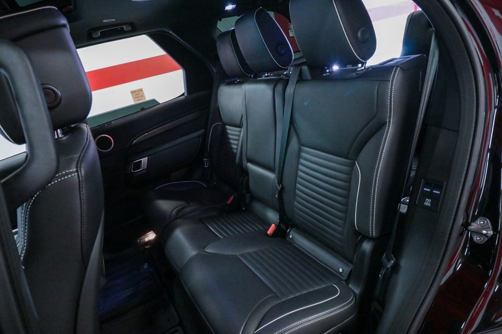 Used Car 2022 Land Rover Discovery  Hse R-dynamic For Sale Under $40,000 In Austin, Texas