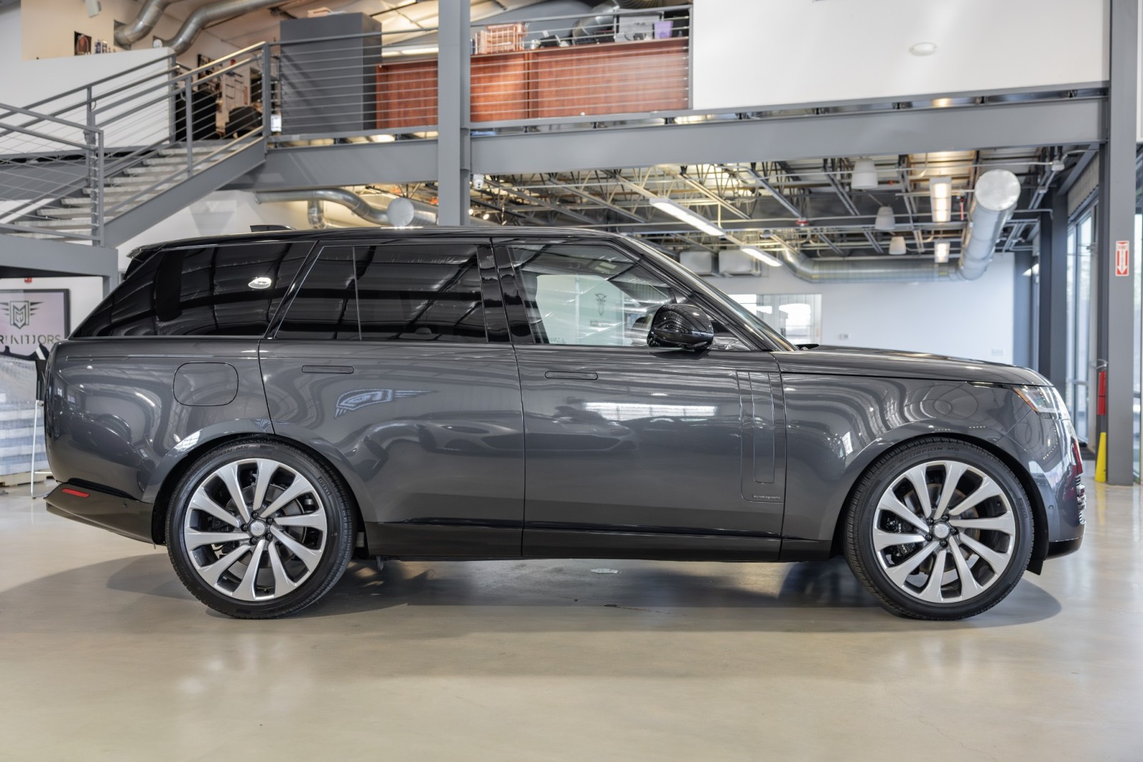 Used Car 2025 Land Rover Range Rover  Autobiography For Sale Under $170,000 In Boerne, Texas