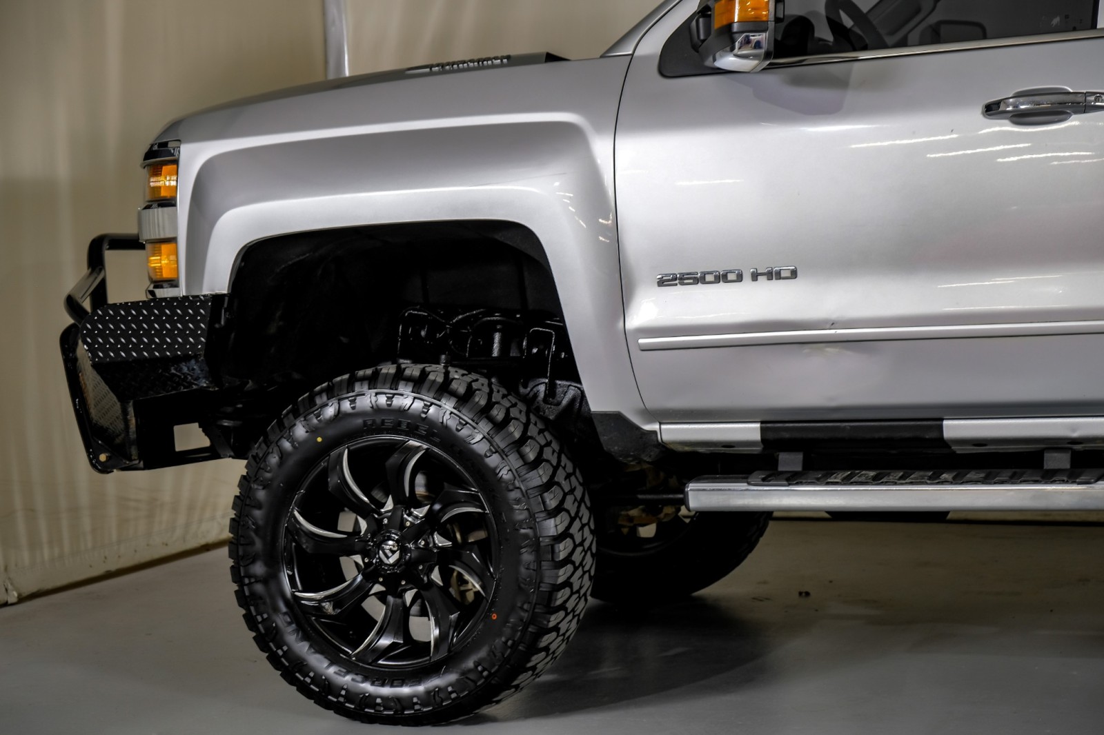 2016 Chevrolet Silverado 2500HD LT 9