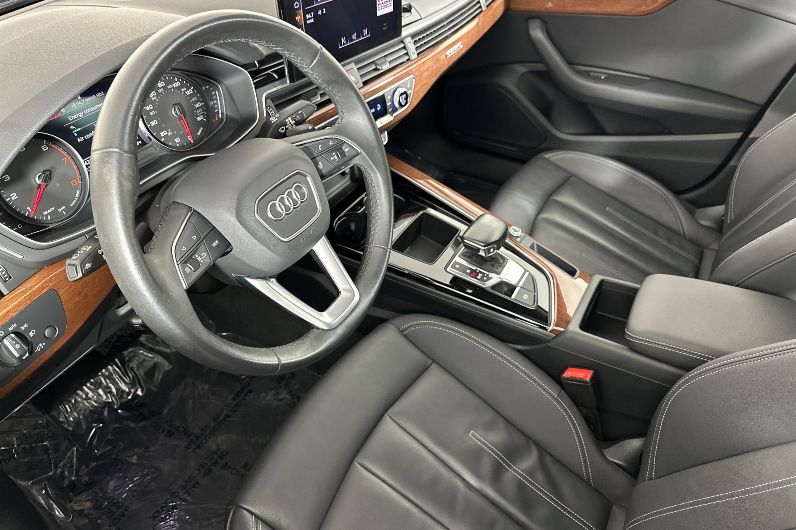 Used 2024 Brilliant Black Audi Premium 40 TFSI quattro image 9