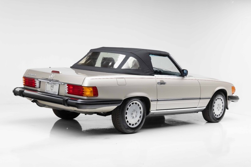 1989 Mercedes-Benz 560-Series 560 SL in ,