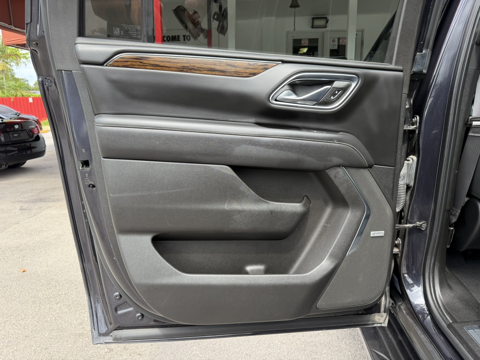 2023 Chevrolet Suburban - $41,977
