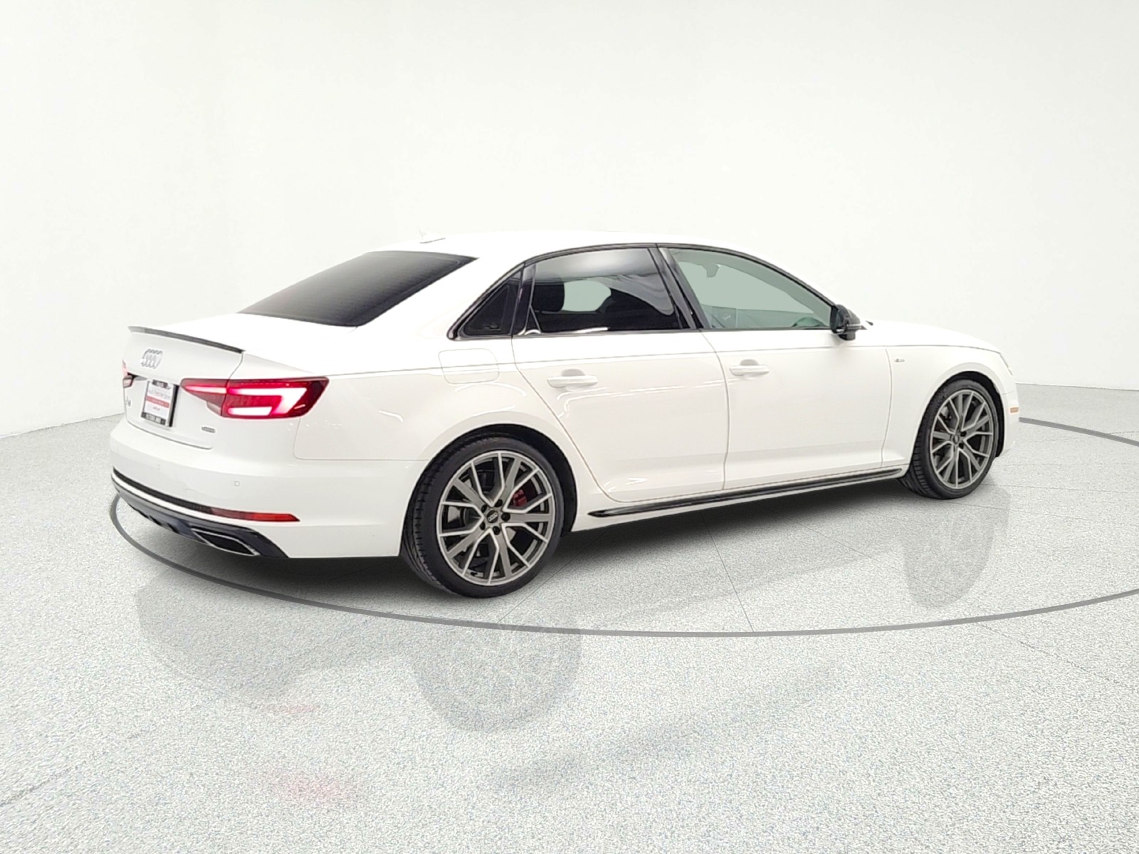Used 2019 Ibis White Audi Premium Plus 45 TFSI quattro image 32