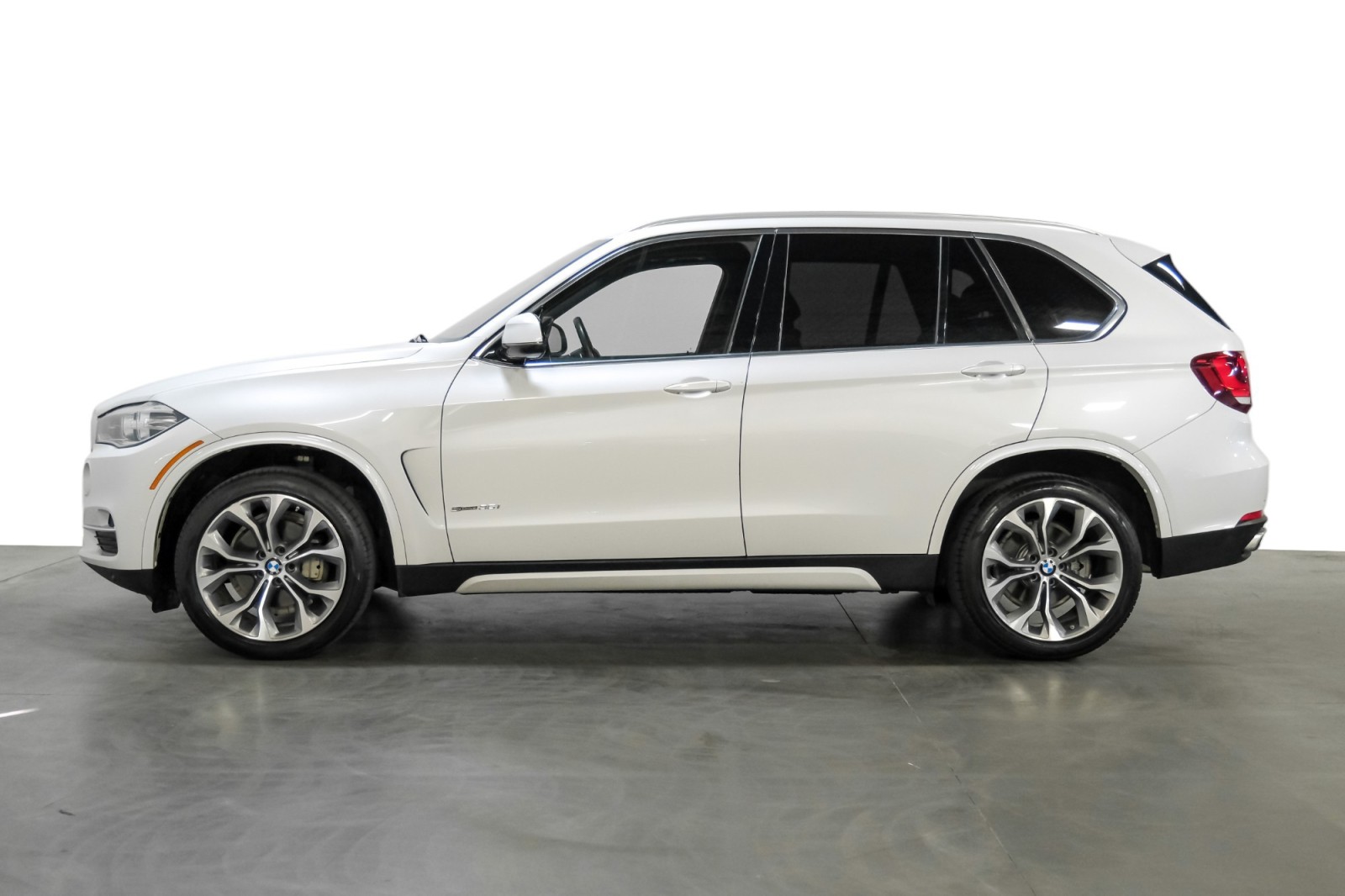 2018 BMW X5 sDrive35i MSportPkg HtdSeats HiFiAudio PremiumLthrPkg 10