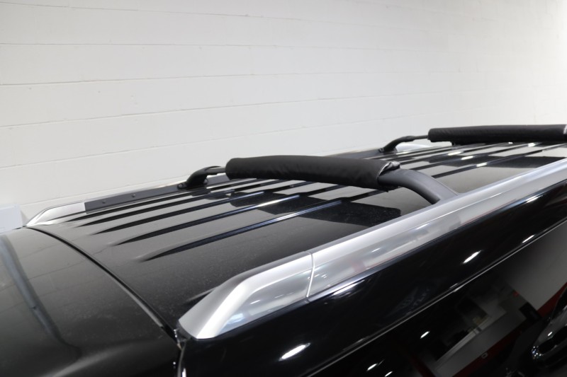 2016 Cadillac Escalade ESV Luxury Collection 4WD 4dr Suv in , 